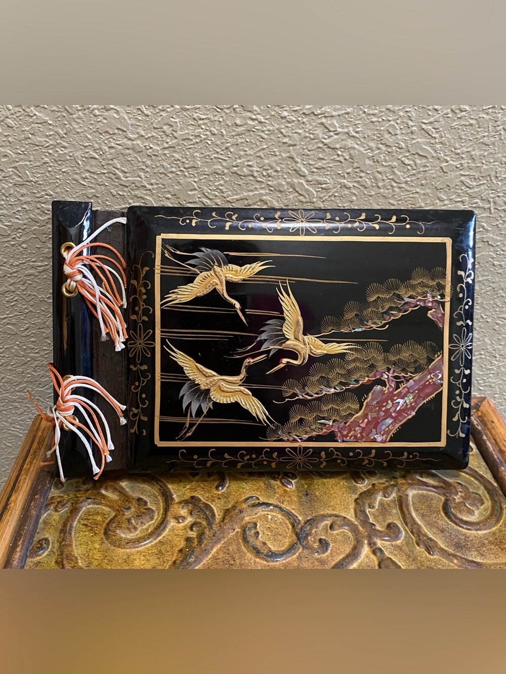 Vtg Japanese Black & Gold Lacquered Crane Decorative Album HandPainted Scrapbook